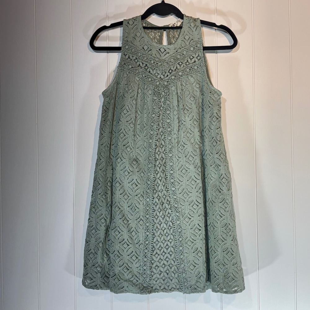 Jolt Womens Sage Green Lace Crochet Halter Shift Dress Size M Boho Keyhole Back